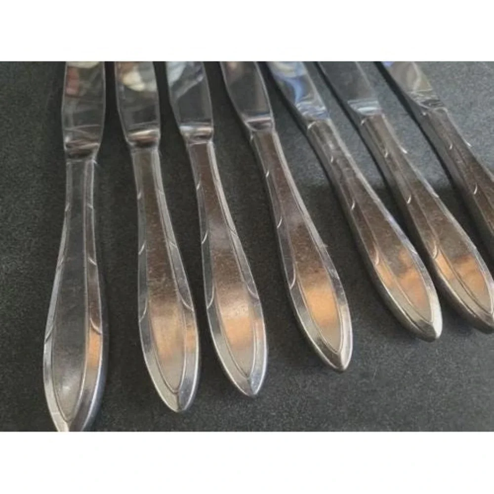 Oneida Nobility Plate REVERIE Flatware Silverware 1937 Silverplate Table Knives